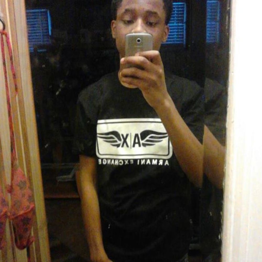 Meet your Posher, Larone